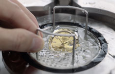 萧邦手表快十分钟